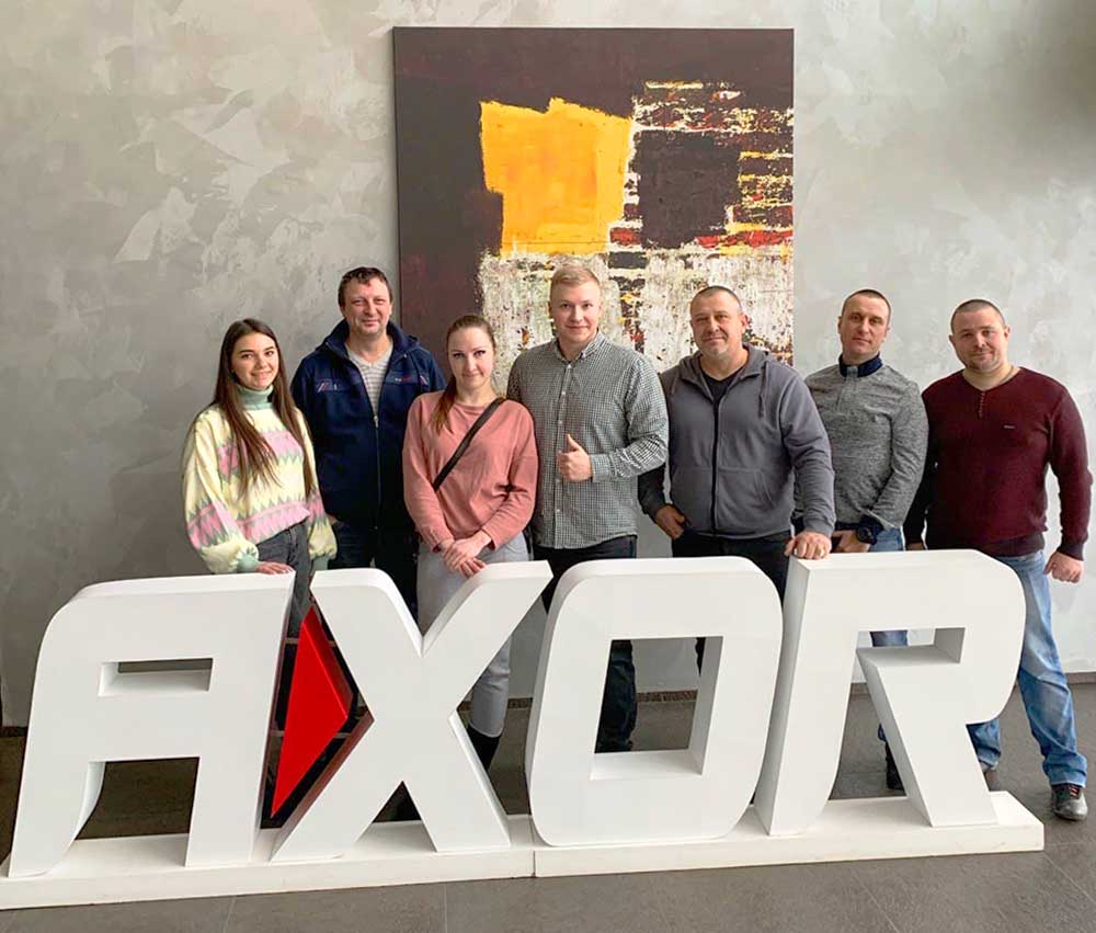 Специалисты AXOR провели экскурсию по заводу для технических специалистов компании «Вікна Нові»